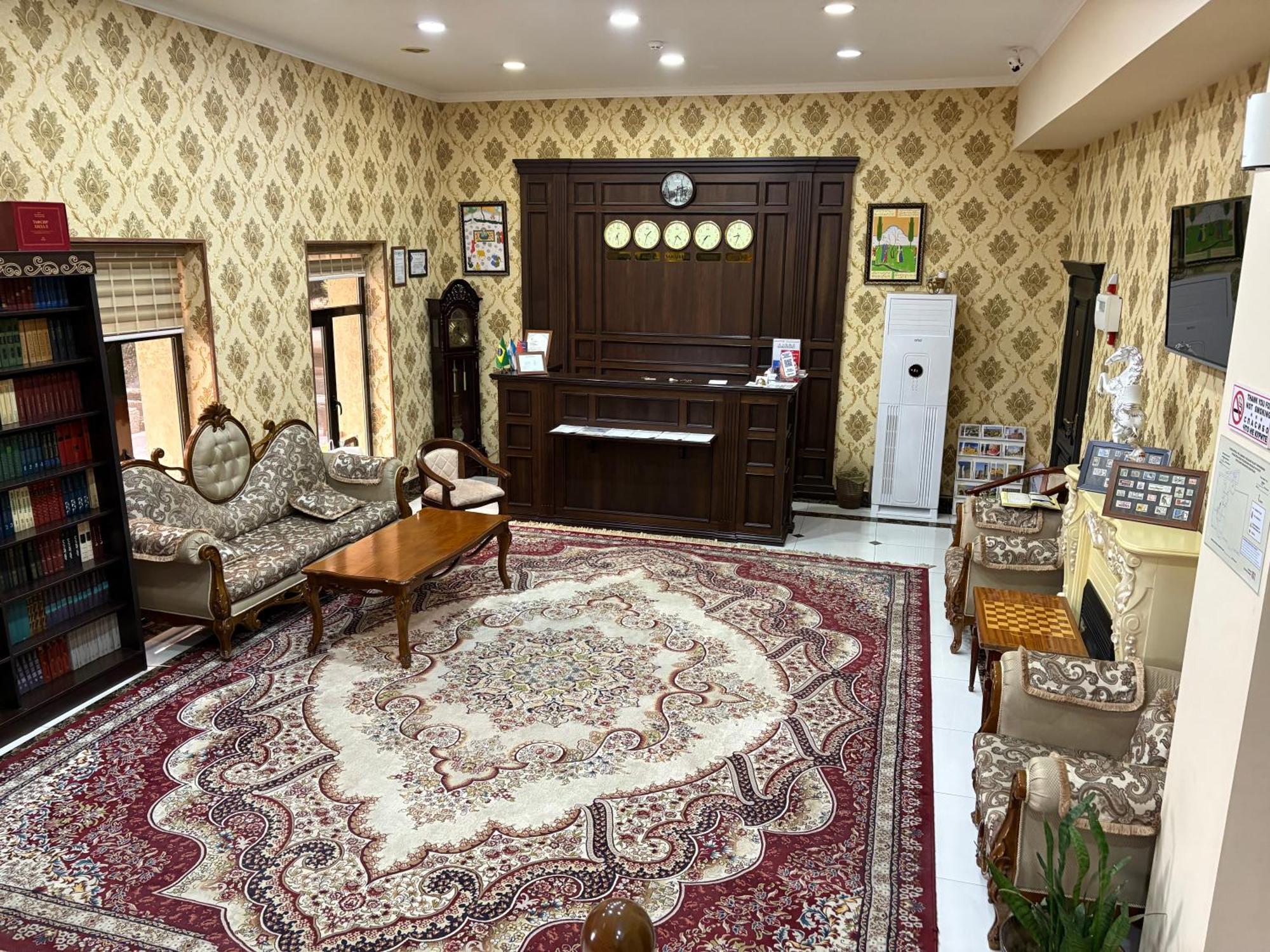 סמרקנד Boulevard Palace Hotel מראה חיצוני תמונה
