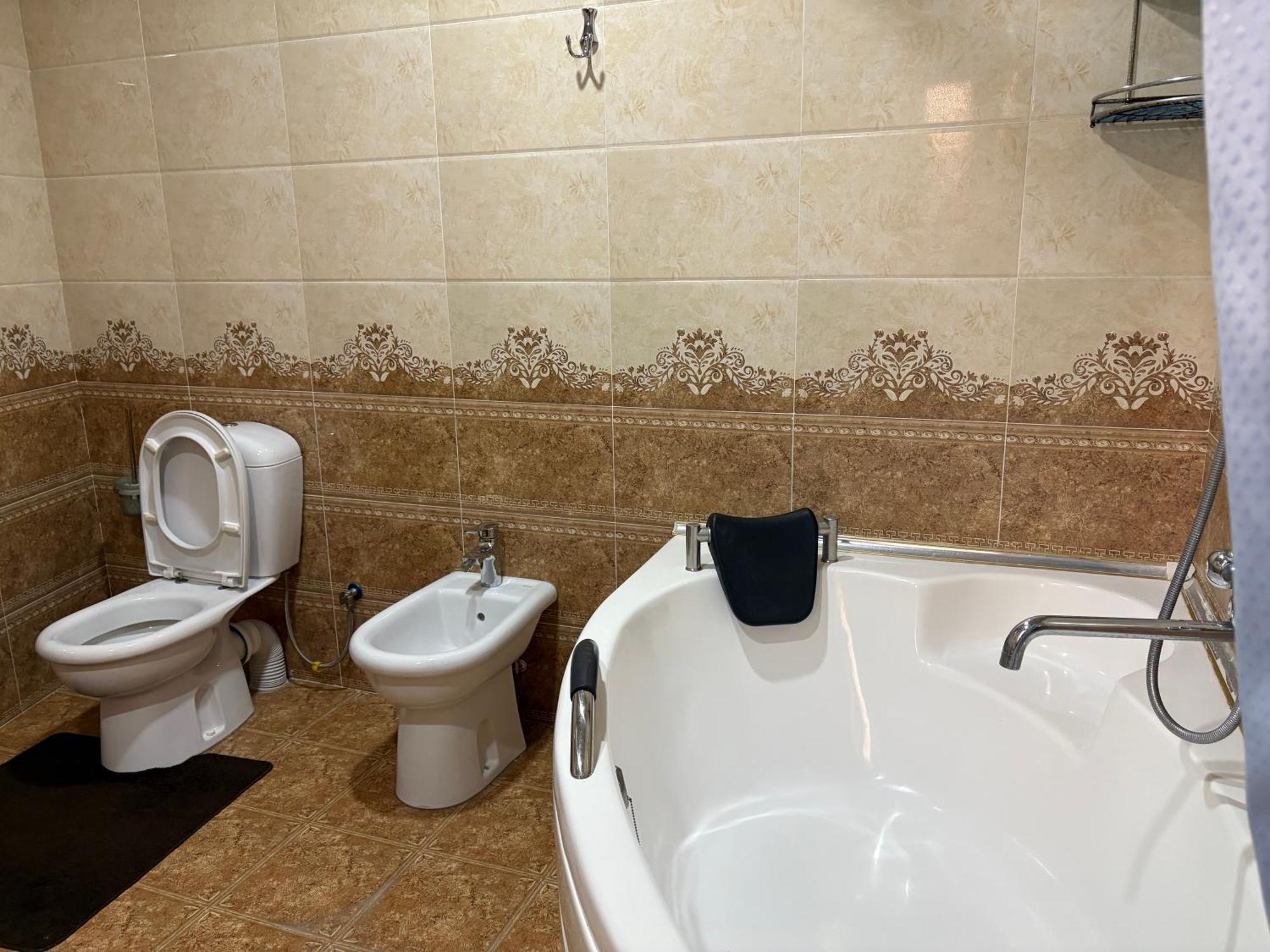 סמרקנד Boulevard Palace Hotel מראה חיצוני תמונה